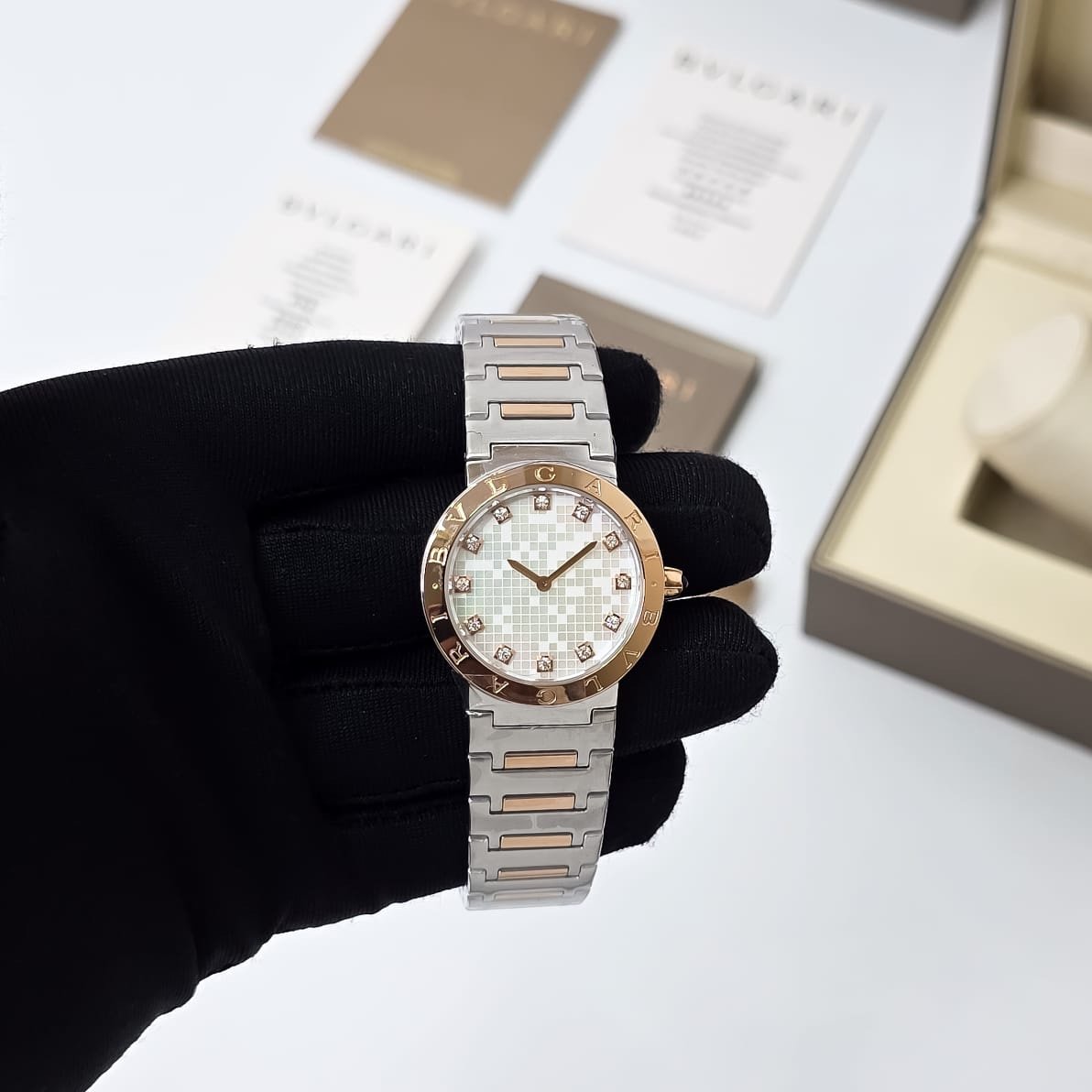 Lisa Bvlgari Watch First Copy